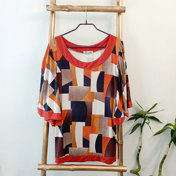 🍁🍁🍁 Geometric 70s Design Italian Top - Picture 6 of 17